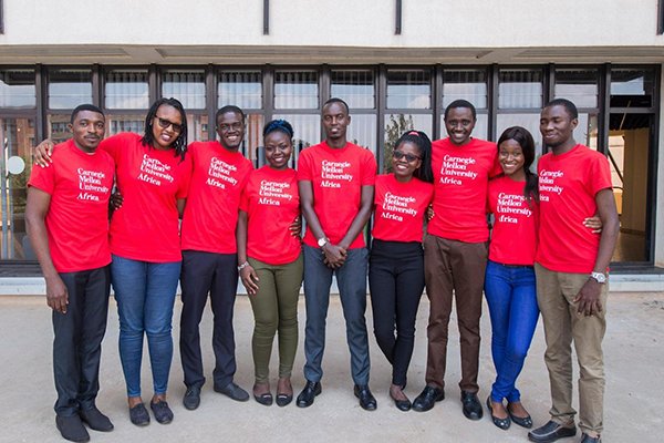 Photo de groupe d’étudiants