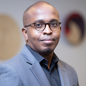 Michael Mbuthia headshot